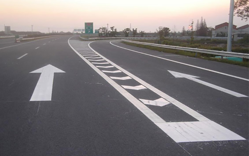 高速道路划线